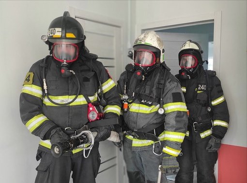 Сегодня работники теруправления №6 #Мособлпожспас совместно с сотрудниками федеральной противопожарной службы провели пожарно-тактические учения по тушению условного пожара